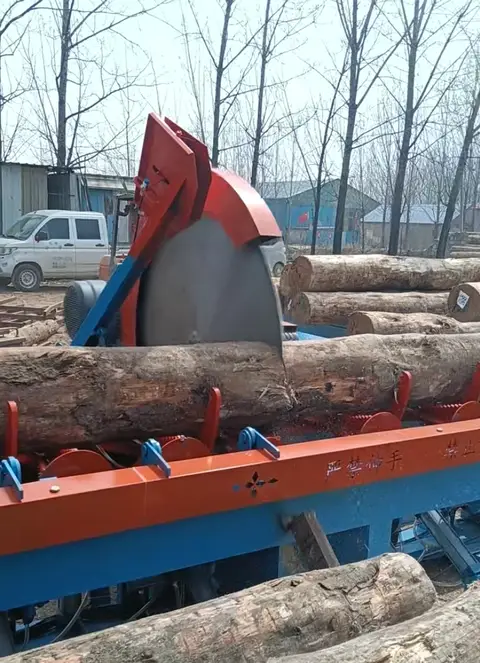Automatic Log Cut-Off Saw (Fixed Length)