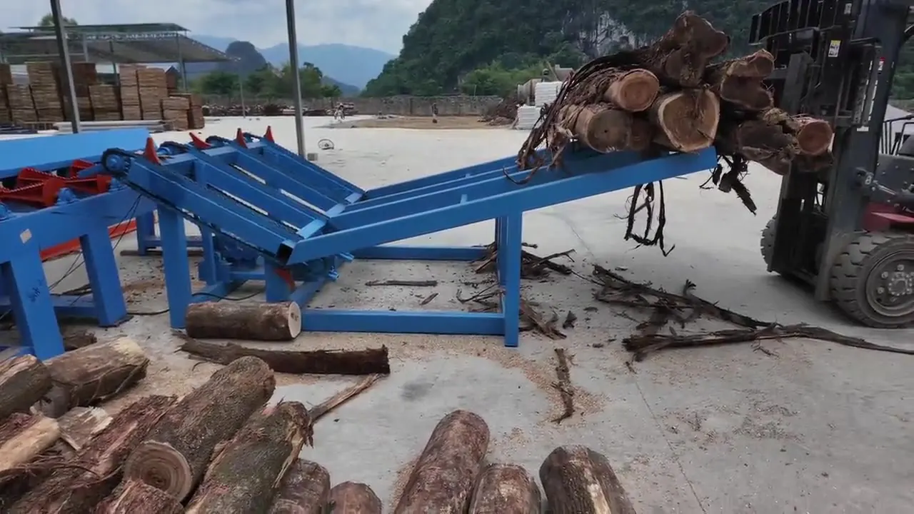Forklift Loading Logs onto an LW-LD2 Log Deck at a Customer Site in Guangxi